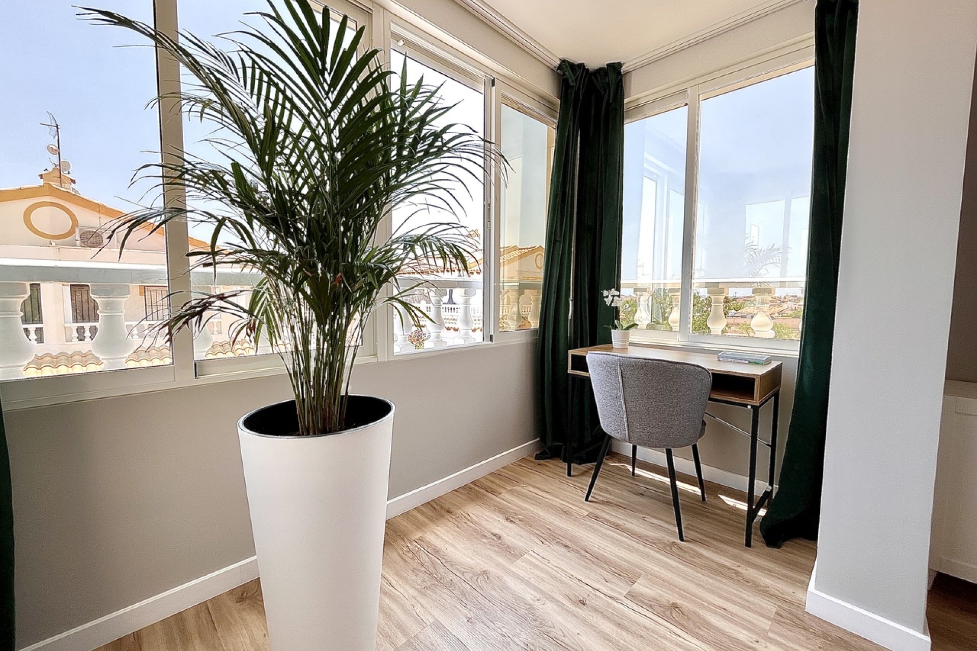 Herverkoop - Town House -
Playa Flamenca - Costa Blanca