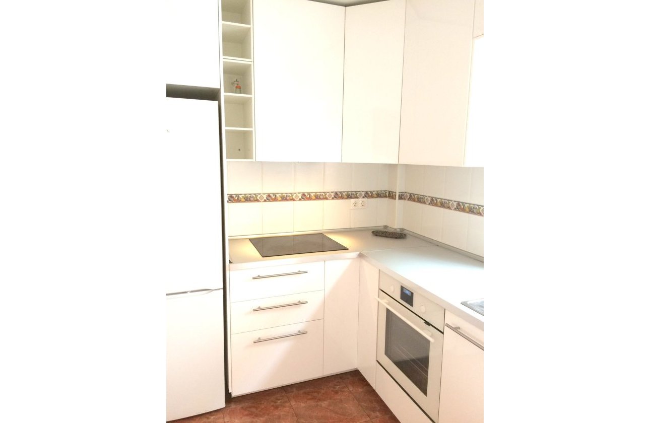 Herverkoop - Town House -
Playa Flamenca - Costa Blanca