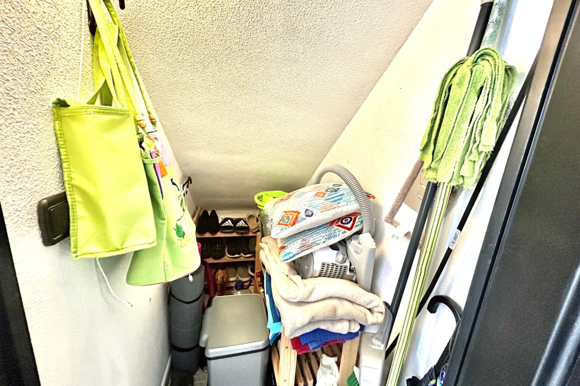 Herverkoop - Town House -
Playa Flamenca - Costa Blanca