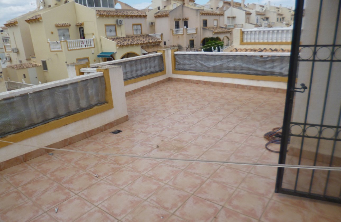Herverkoop - Town House -
Playa Flamenca - Costa Blanca