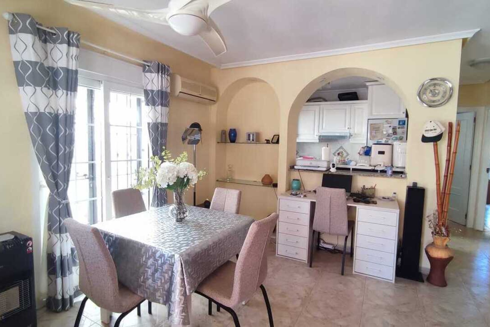 Herverkoop - Town House -
Playa Flamenca - Costa Blanca