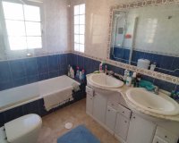 Herverkoop - Town House -
Playa Flamenca - Costa Blanca