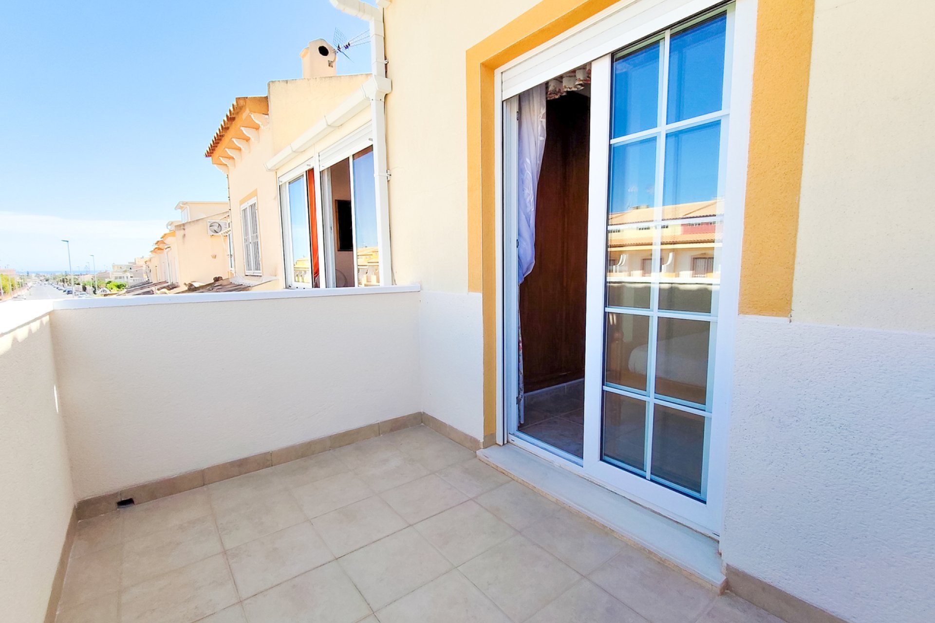 Herverkoop - Town House -
Playa Flamenca - Costa Blanca