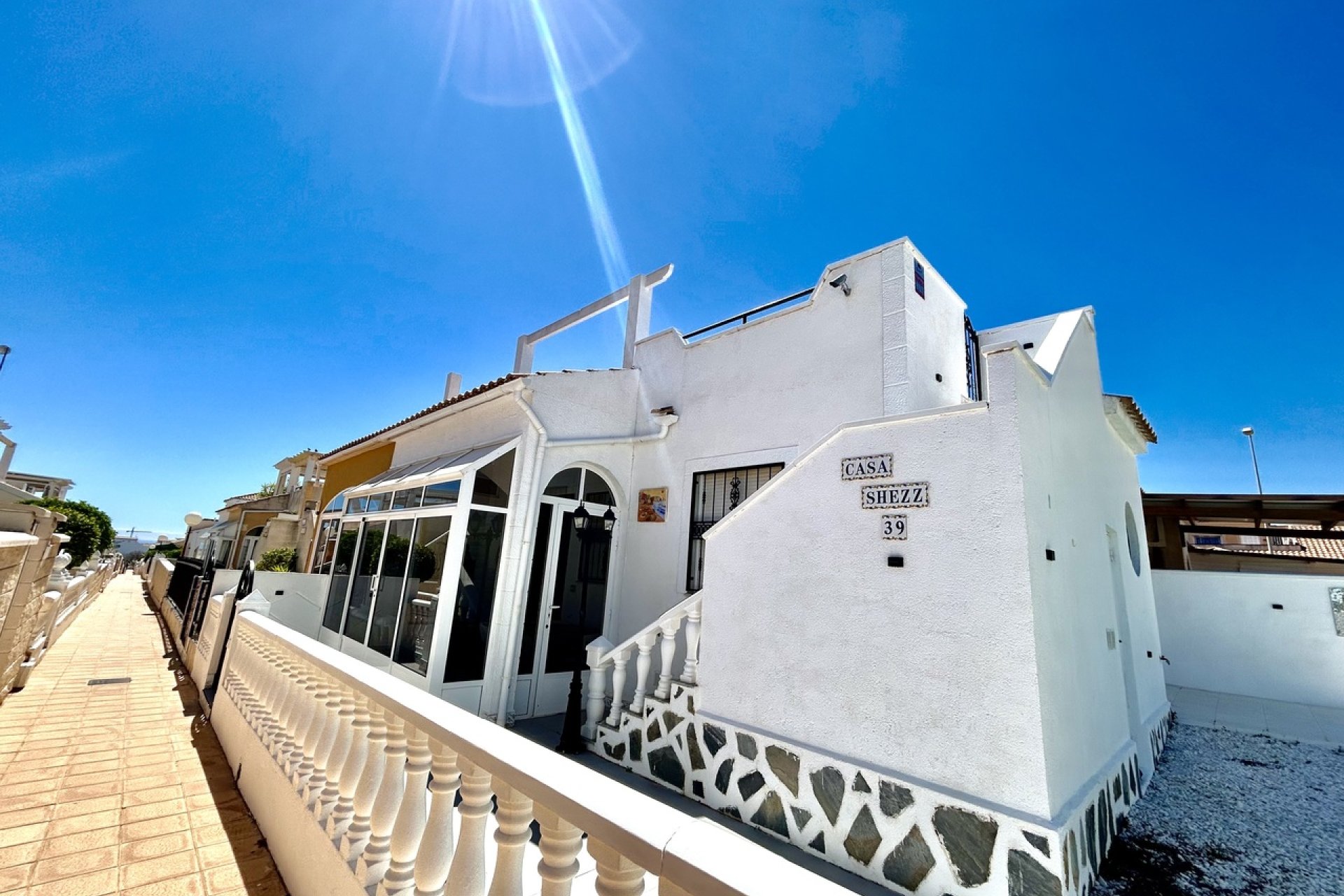 Herverkoop - Town House -
Punta Prima - Costa Blanca