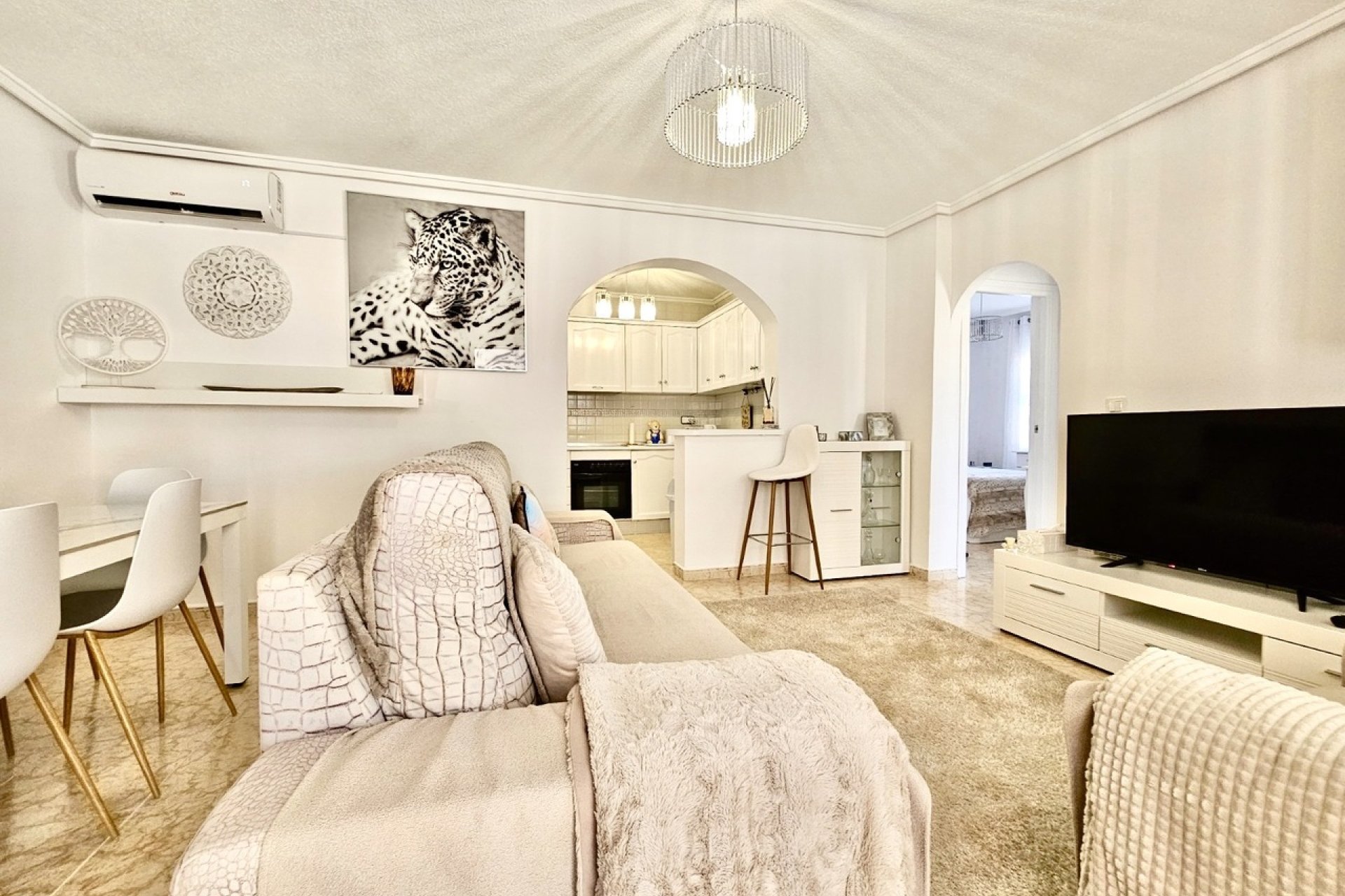 Herverkoop - Town House -
Punta Prima - Costa Blanca