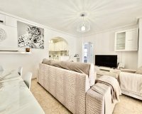 Herverkoop - Town House -
Punta Prima - Costa Blanca