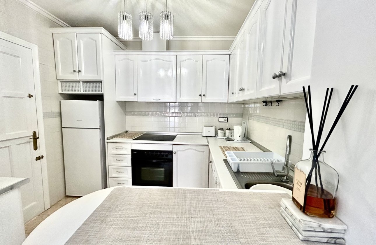 Herverkoop - Town House -
Punta Prima - Costa Blanca