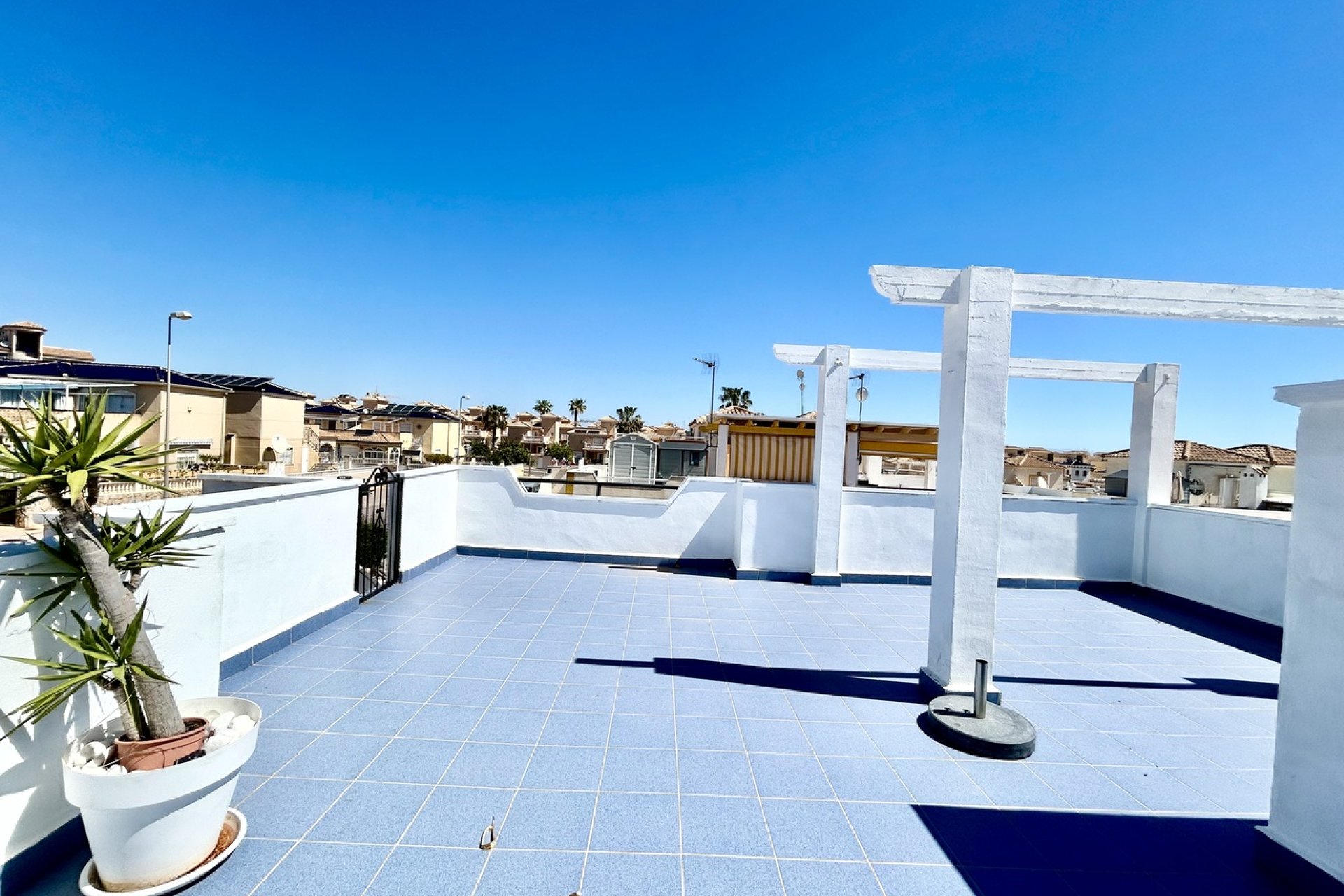 Herverkoop - Town House -
Punta Prima - Costa Blanca