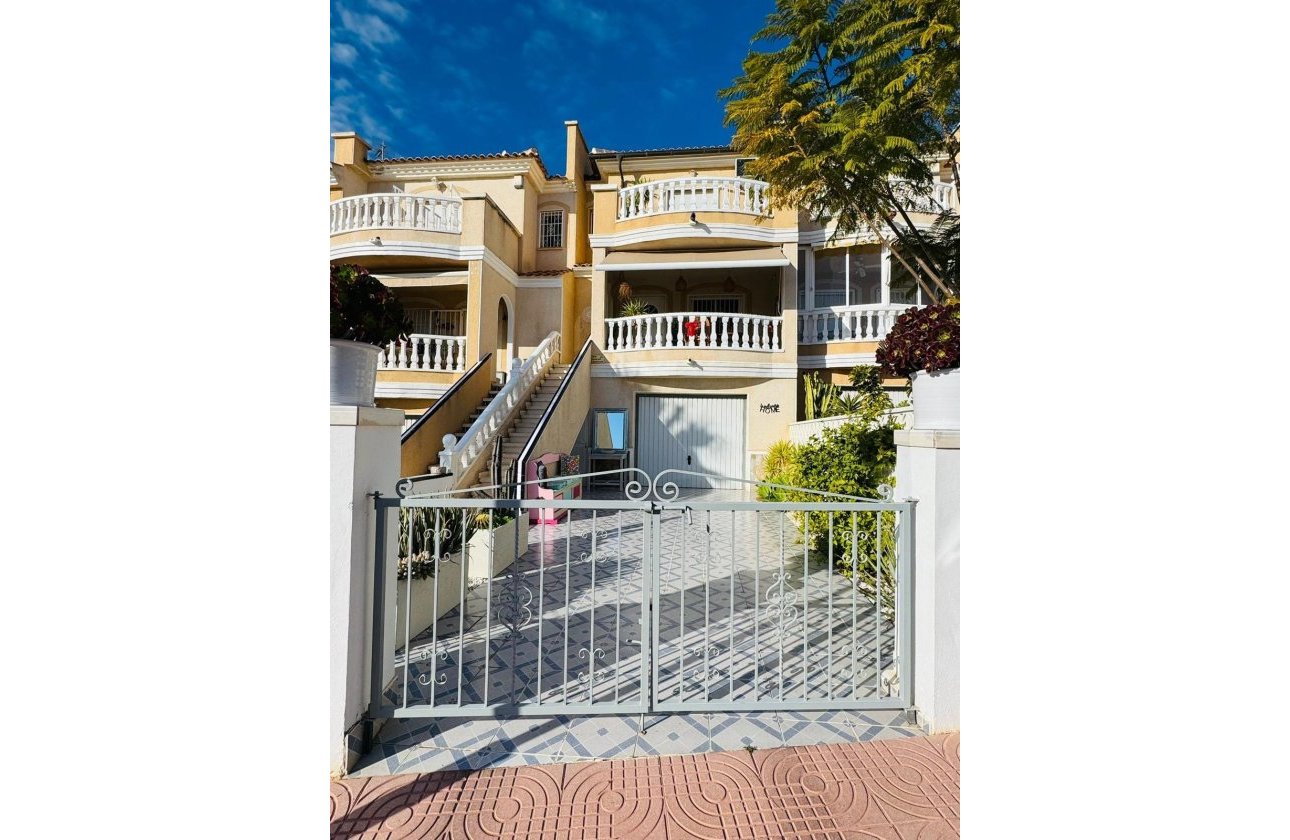 Herverkoop - Town House -
Rojales - Ciudad Quesada