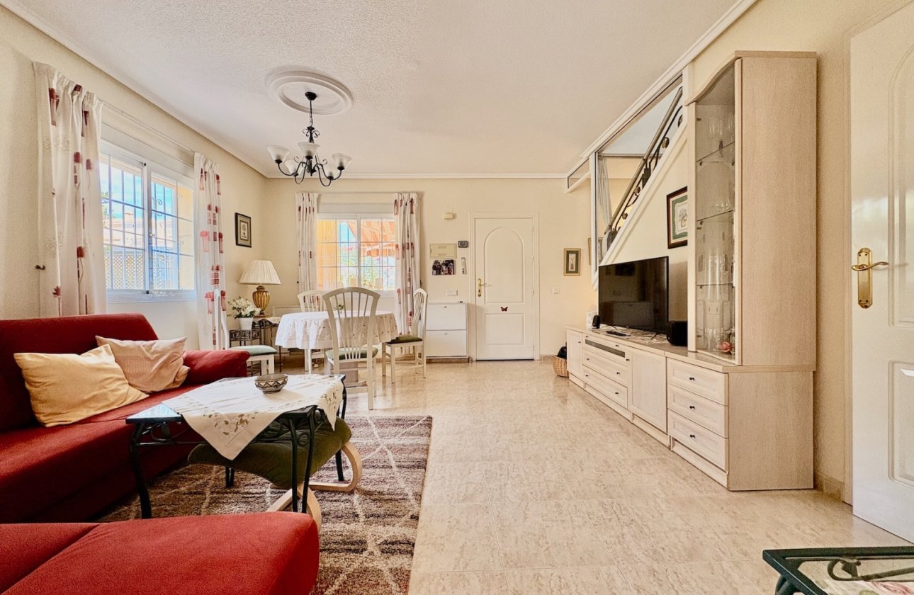 Herverkoop - Town House -
Rojales - Inland