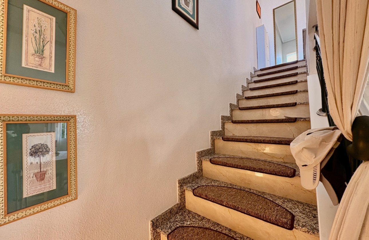 Herverkoop - Town House -
Rojales - Inland