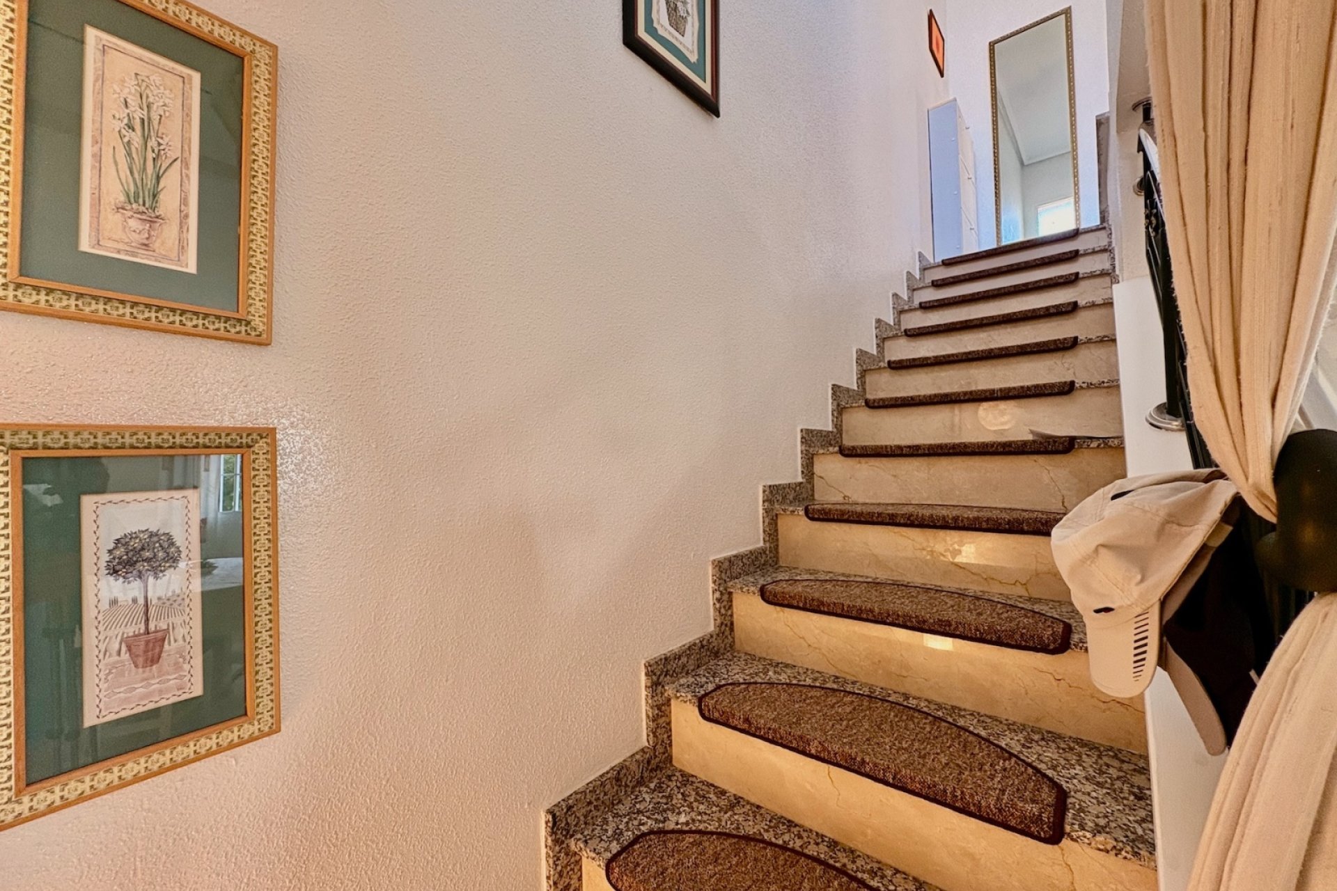 Herverkoop - Town House -
Rojales - Inland