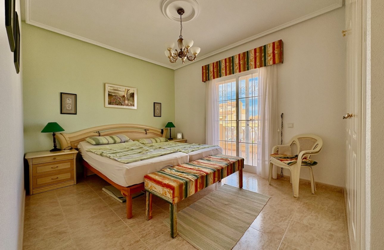 Herverkoop - Town House -
Rojales - Inland