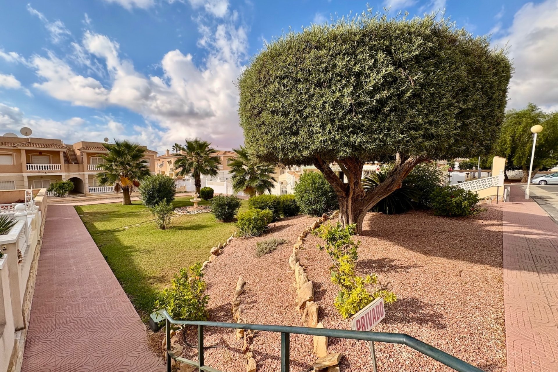 Herverkoop - Town House -
Rojales - Inland