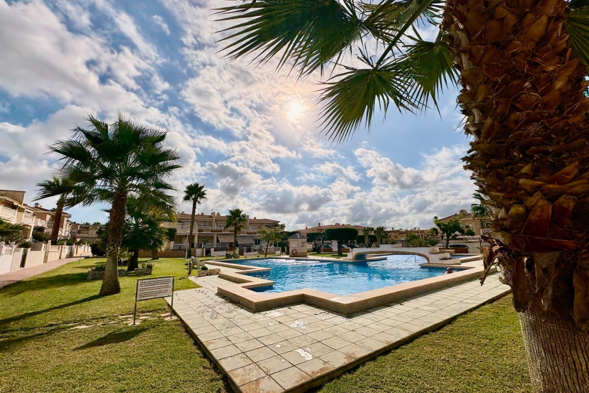 Herverkoop - Town House -
Rojales - Inland