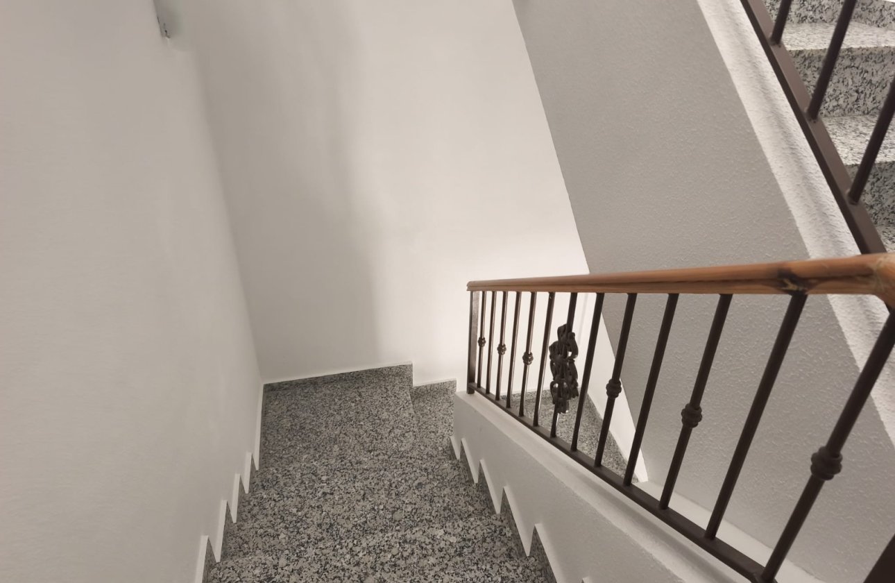 Herverkoop - Town House -
Rojales - Inland