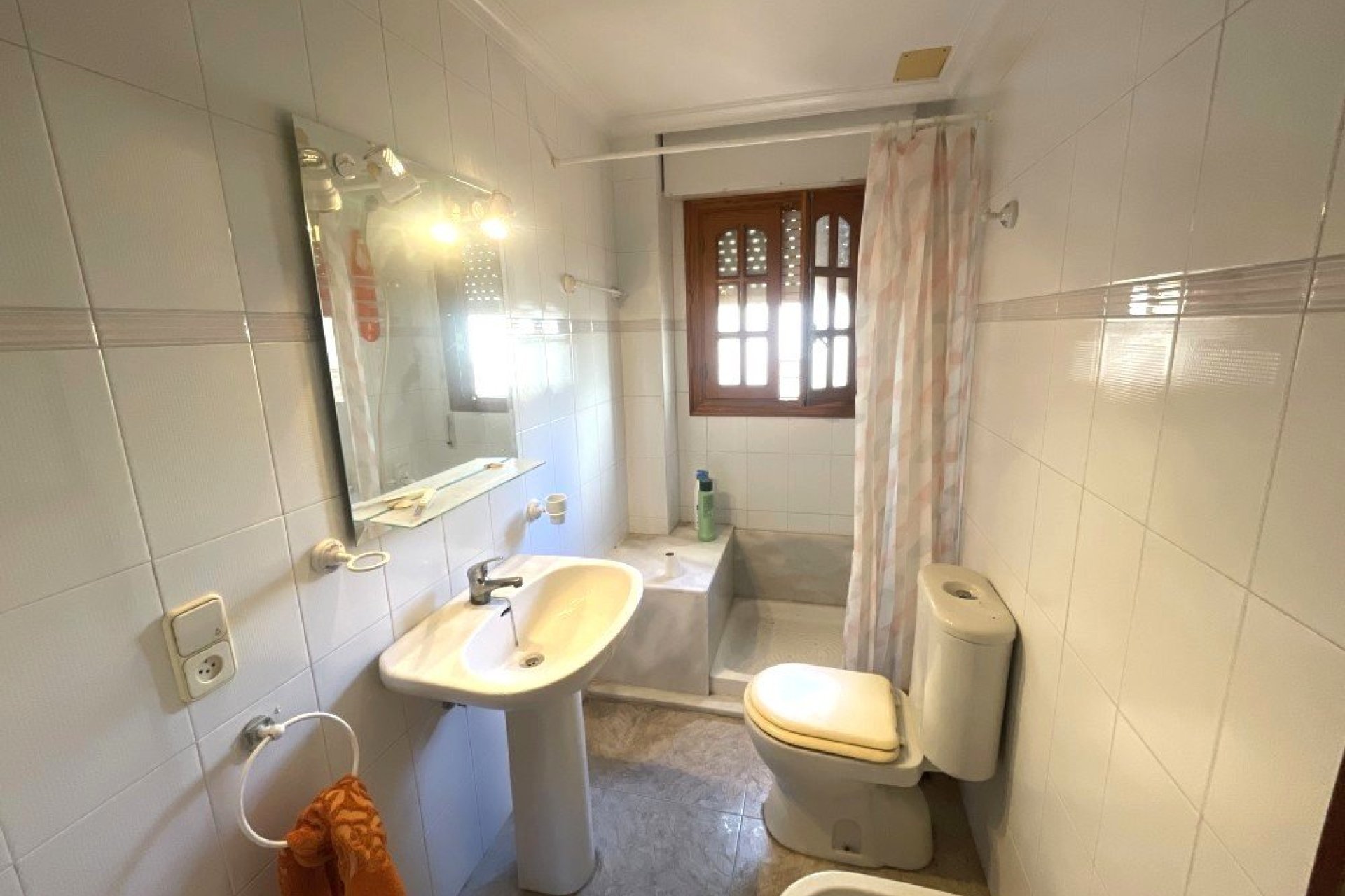 Herverkoop - Town House -
Rojales - Inland