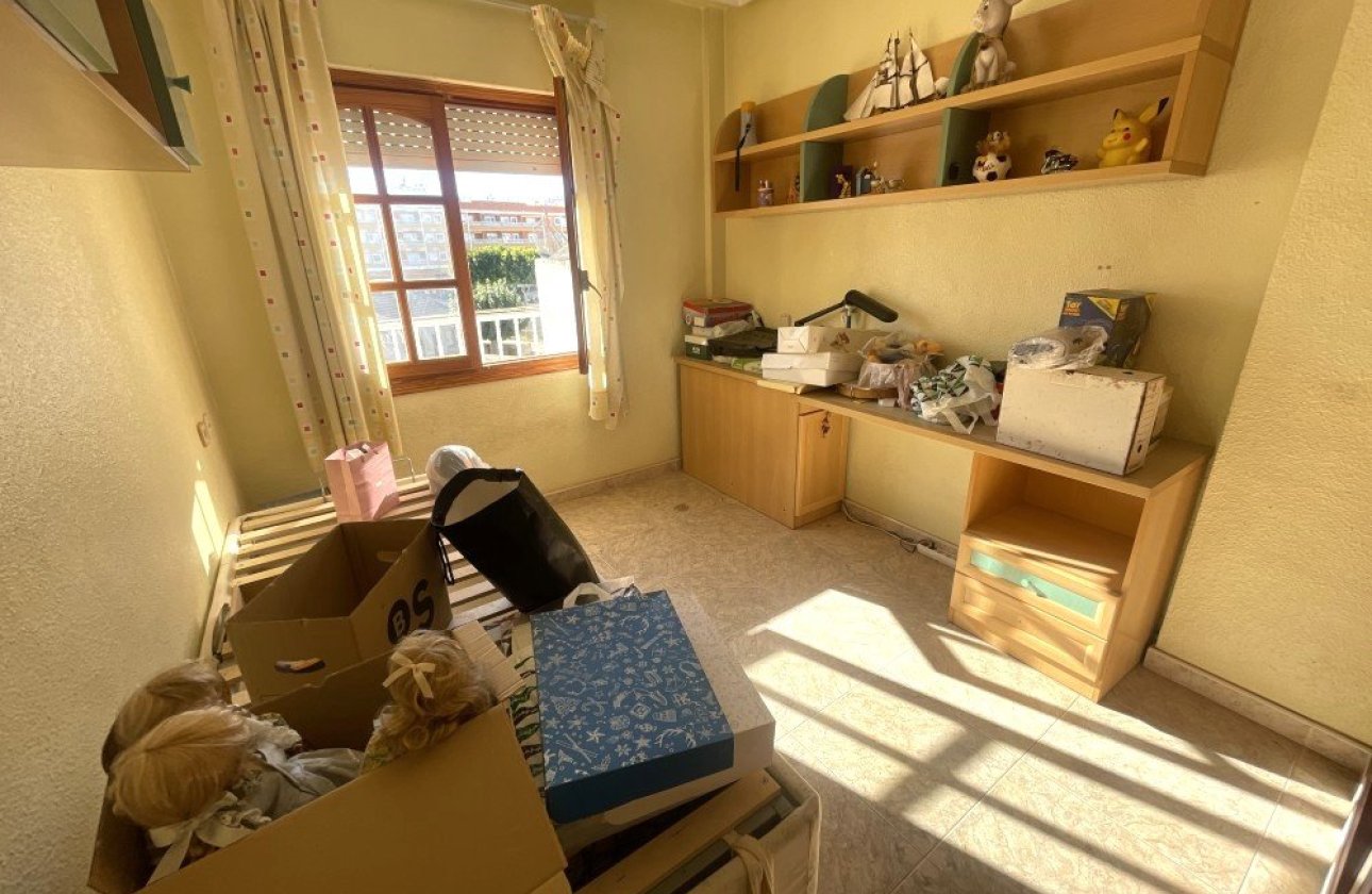 Herverkoop - Town House -
Rojales - Inland