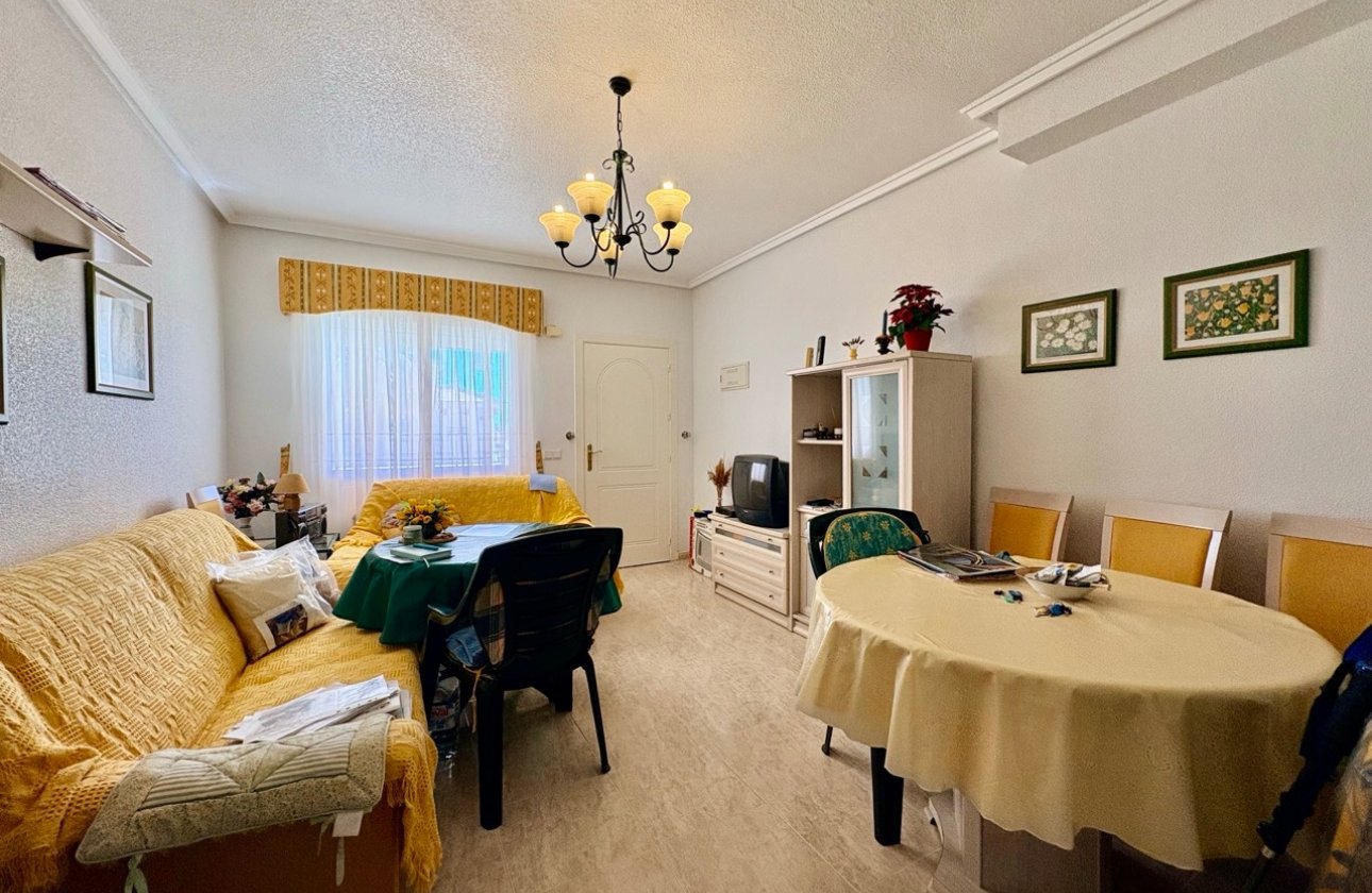 Herverkoop - Town House -
Rojales - Inland