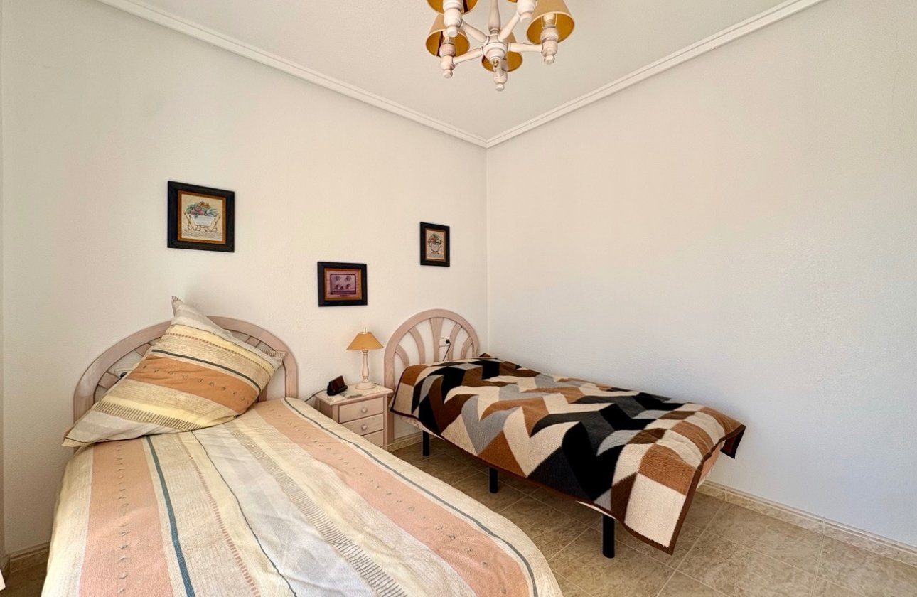 Herverkoop - Town House -
Rojales - Inland