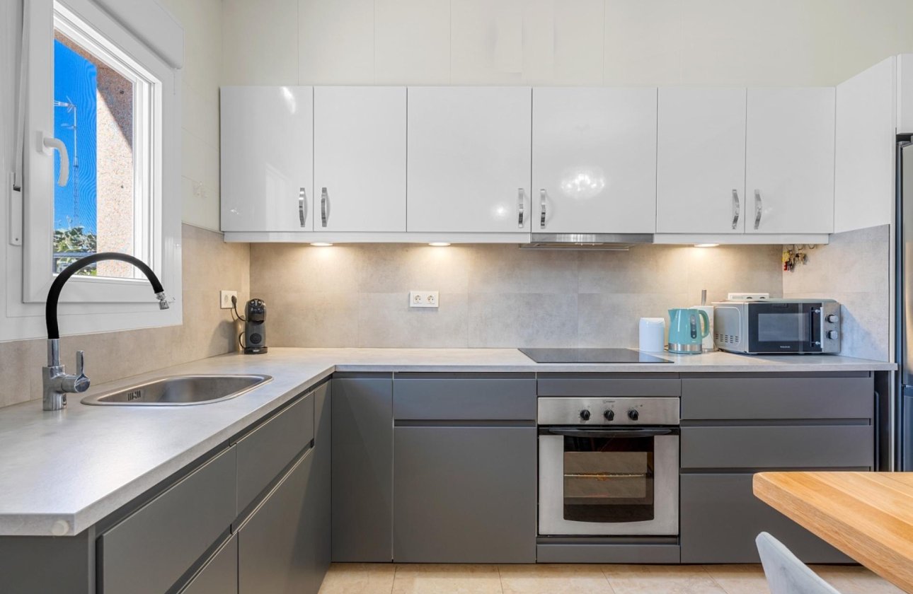 Herverkoop - Town House -
Rojales - Inland