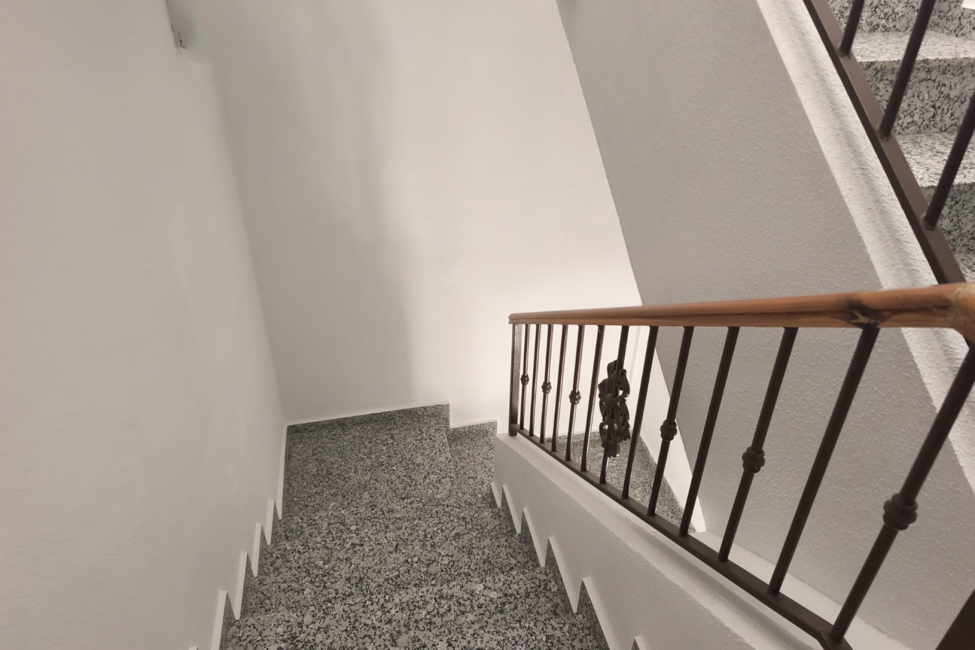 Herverkoop - Town House -
Rojales - Inland
