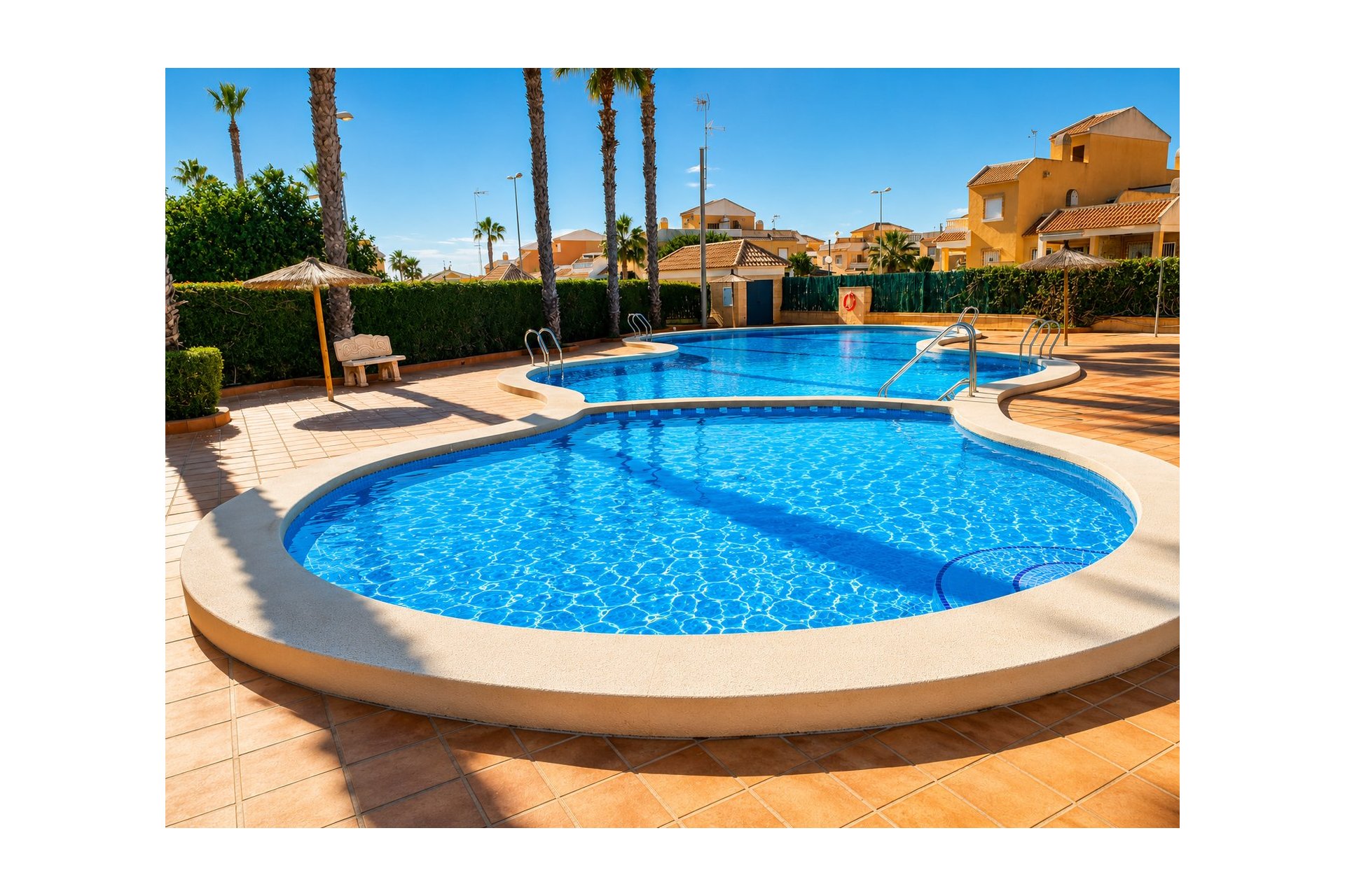 Herverkoop - Town House -
Rojales - Inland