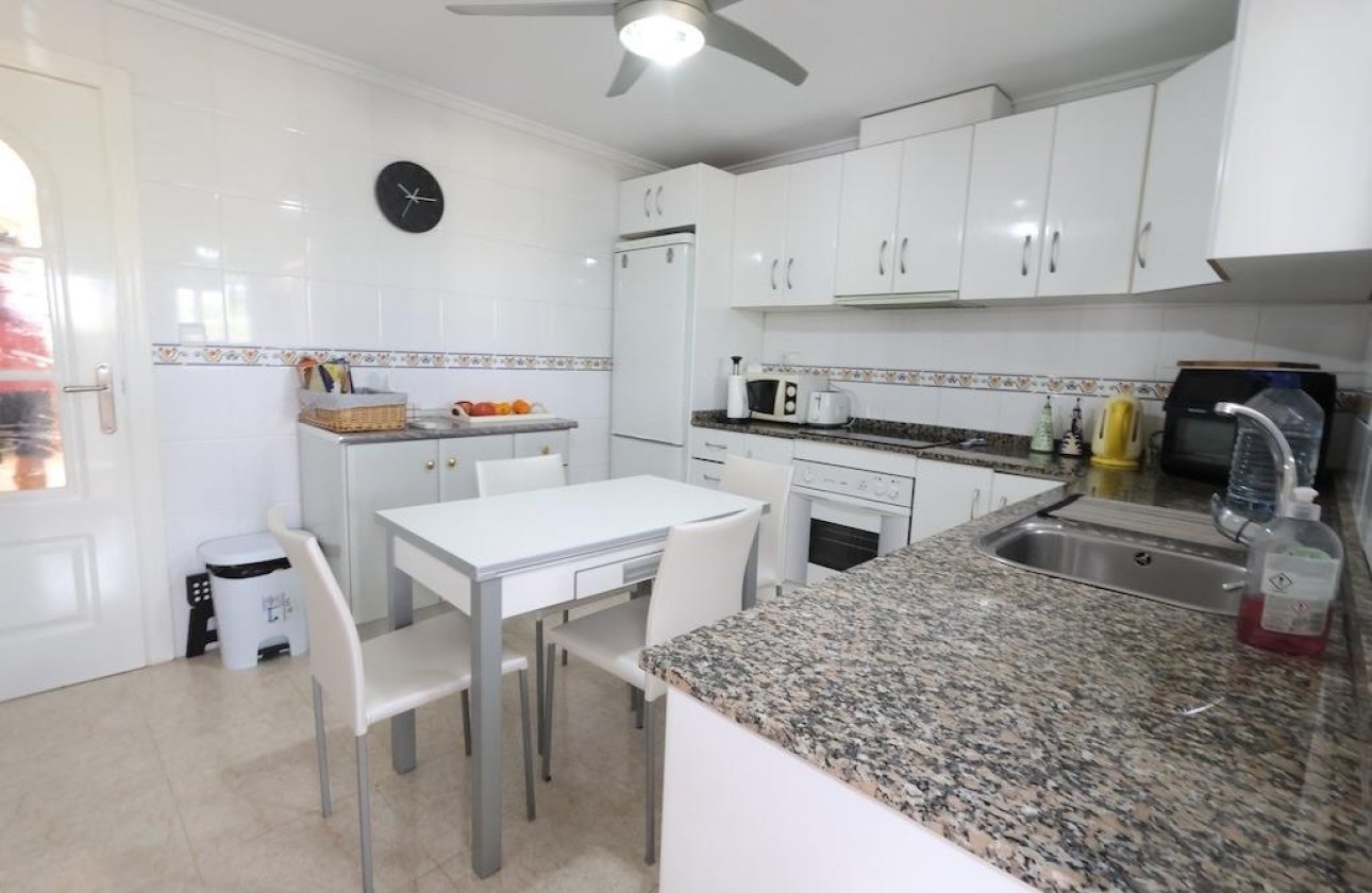 Herverkoop - Town House -
Rojales - Inland