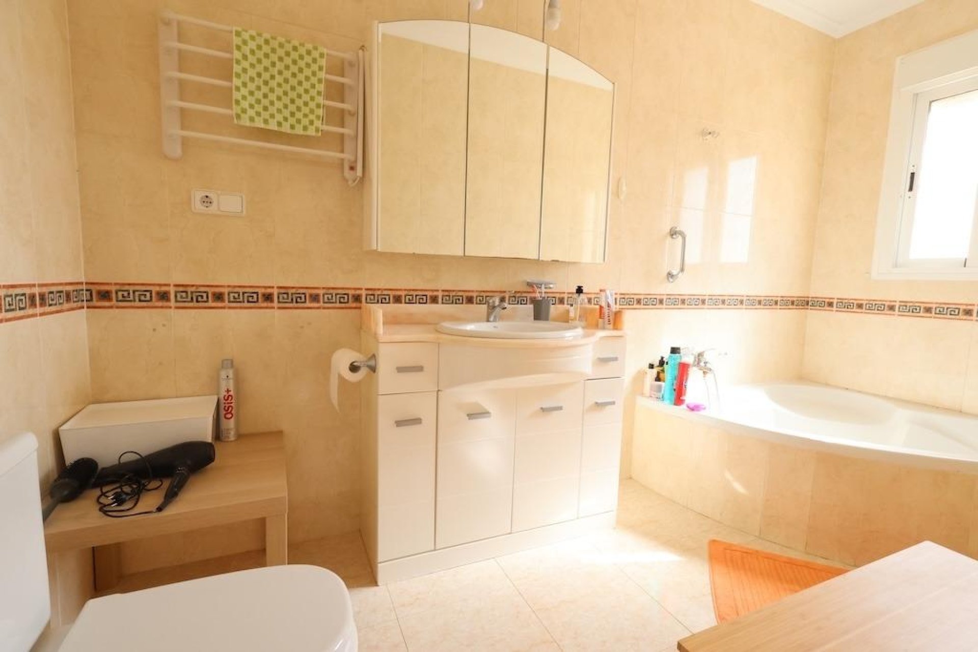 Herverkoop - Town House -
Rojales - Inland