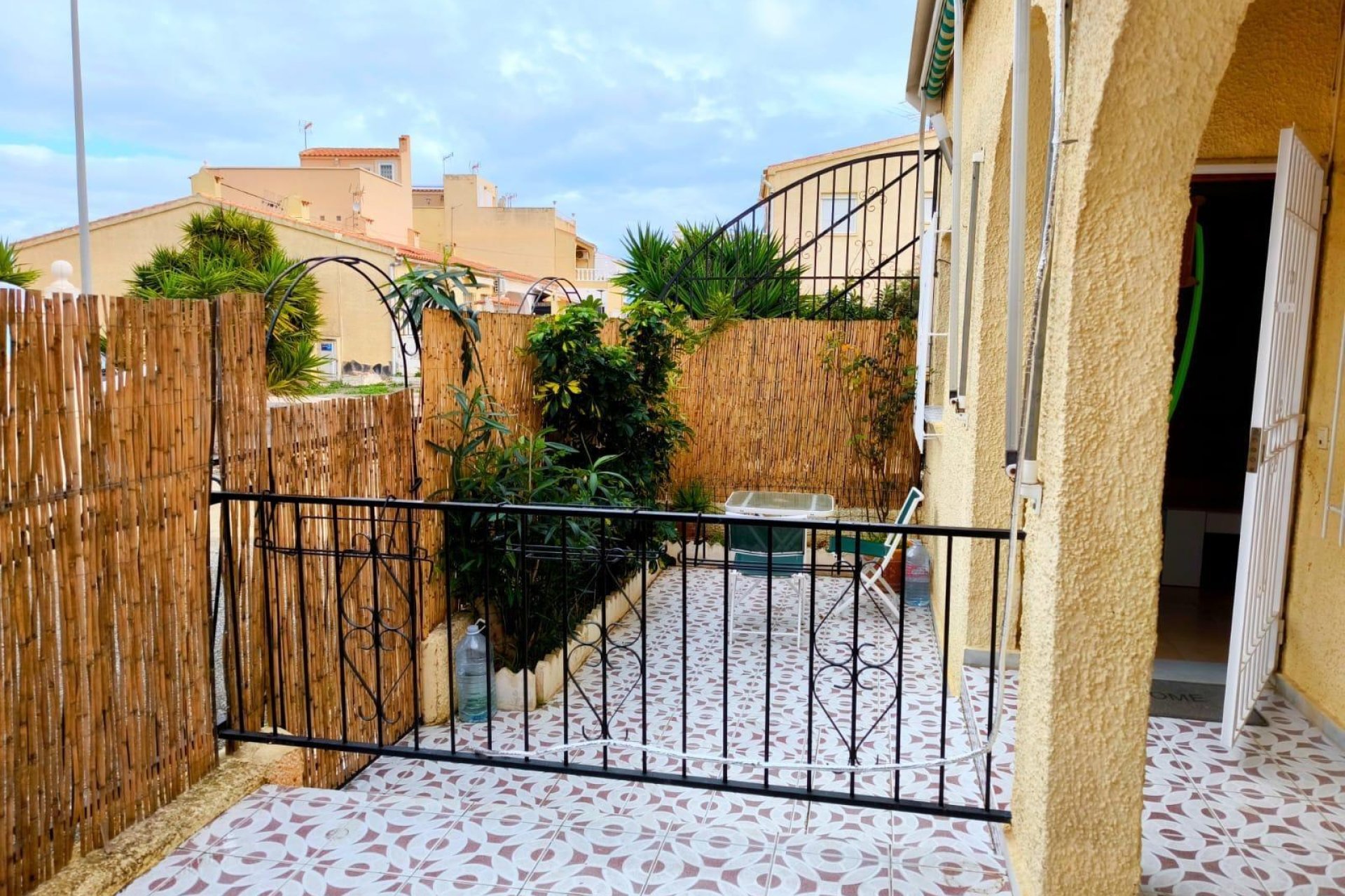 Herverkoop - Town House -
San Fulgencio - La Marina - Urb. La Marina