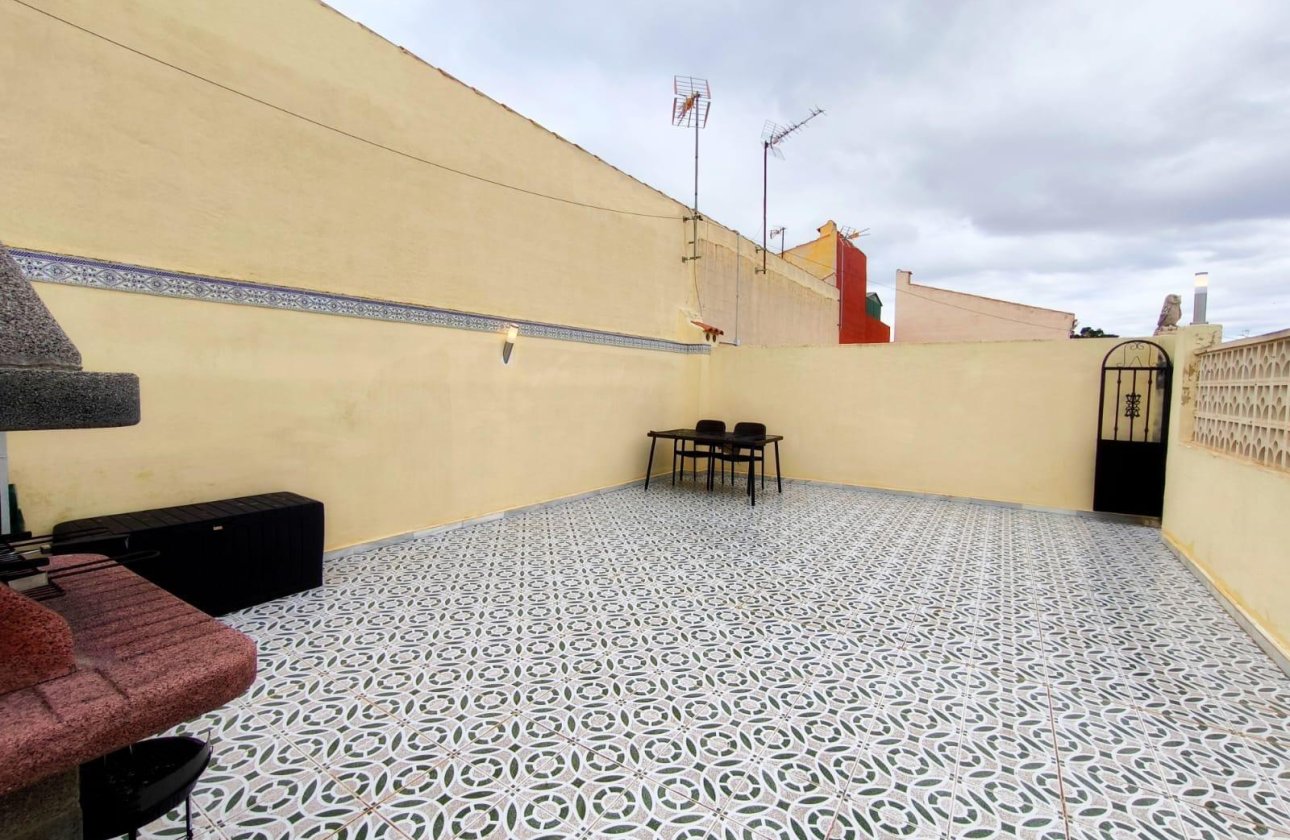 Herverkoop - Town House -
San Fulgencio - La Marina - Urb. La Marina