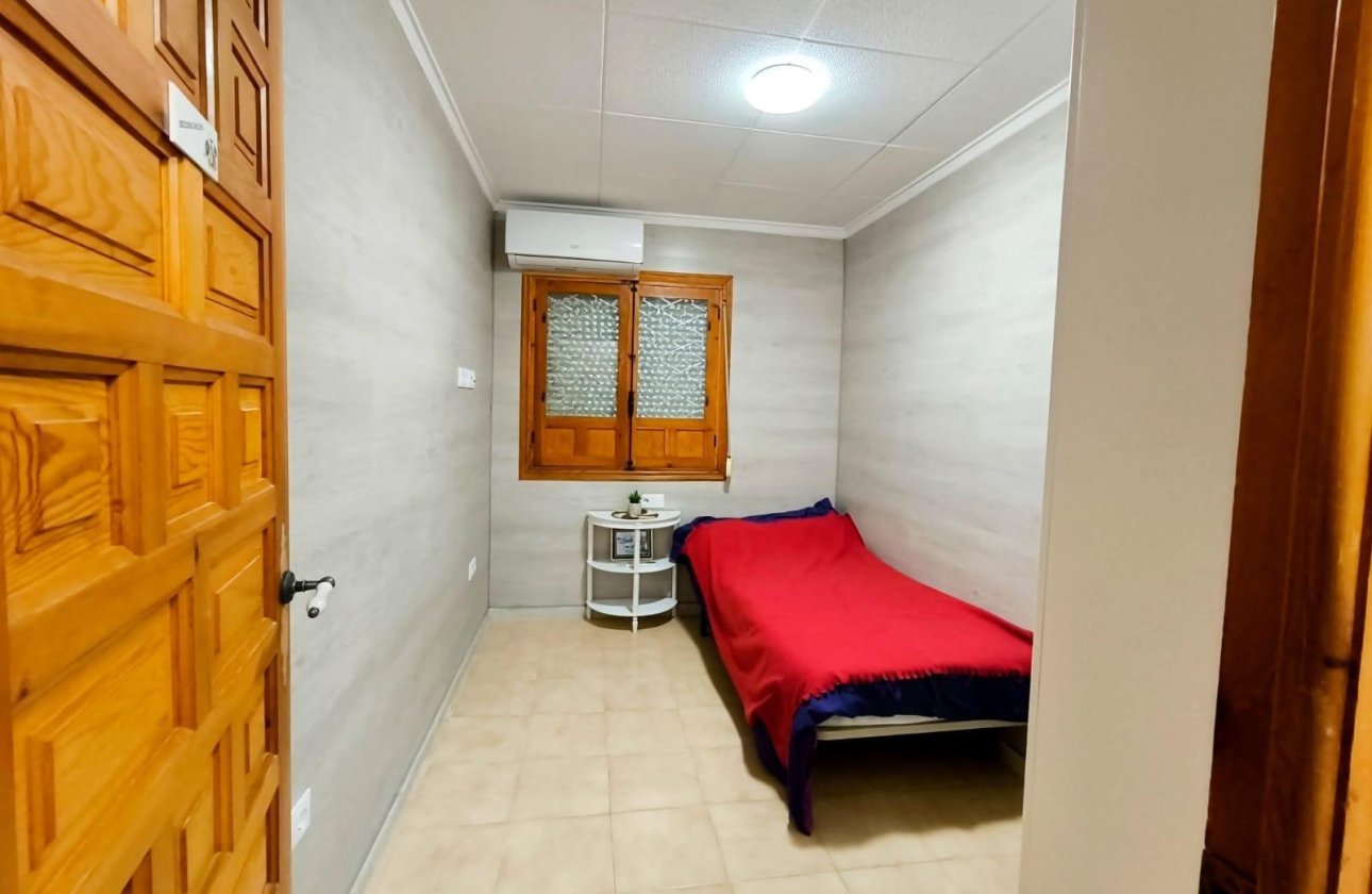 Herverkoop - Town House -
San Fulgencio - La Marina - Urb. La Marina