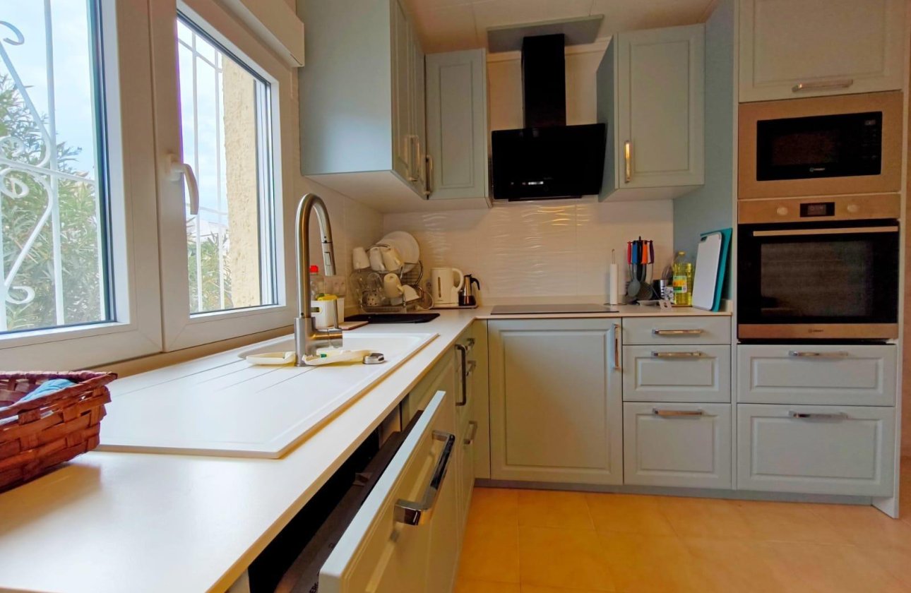 Herverkoop - Town House -
San Fulgencio - La Marina - Urb. La Marina