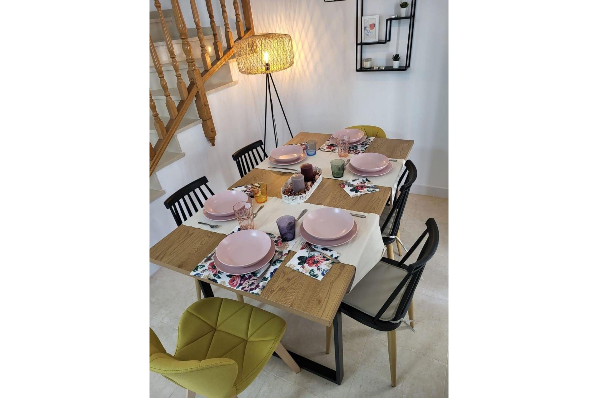 Herverkoop - Town House -
San Miguel de Salinas - Ciudad De Las Comunicaciones