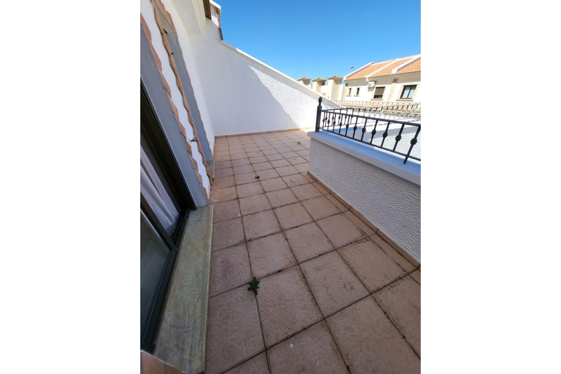 Herverkoop - Town House -
San Miguel de Salinas - Ciudad De Las Comunicaciones