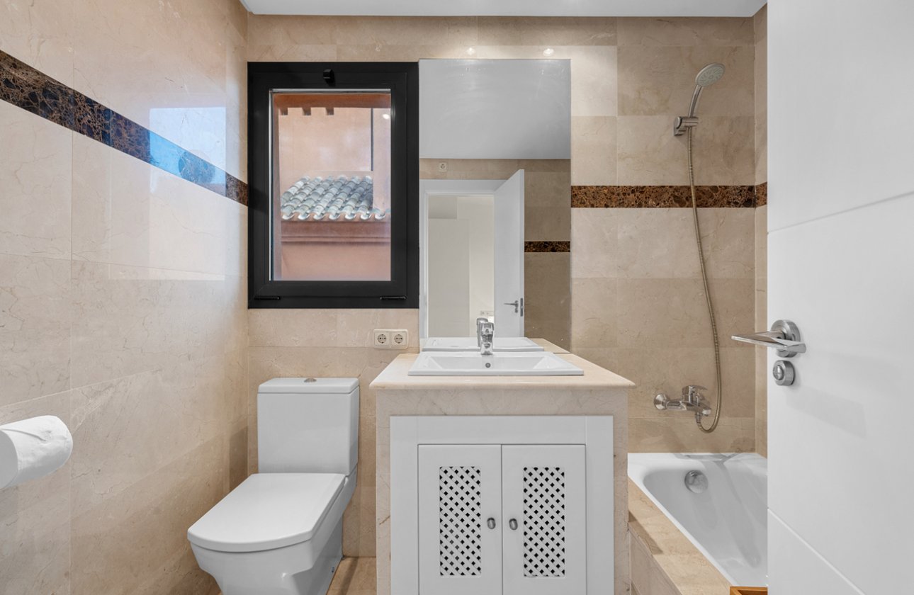 Herverkoop - Town House -
San Miguel de Salinas - Costa Blanca