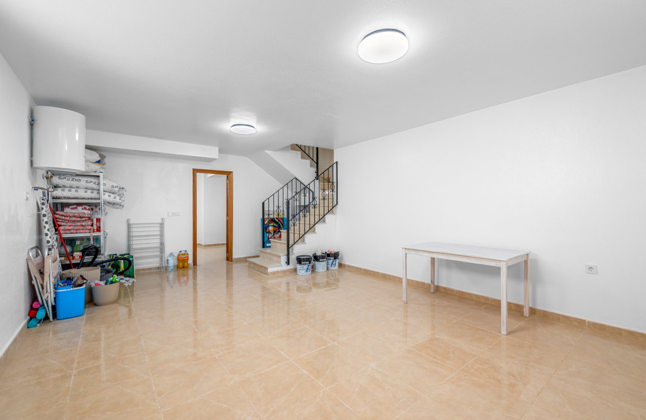 Herverkoop - Town House -
San Miguel de Salinas - Costa Blanca