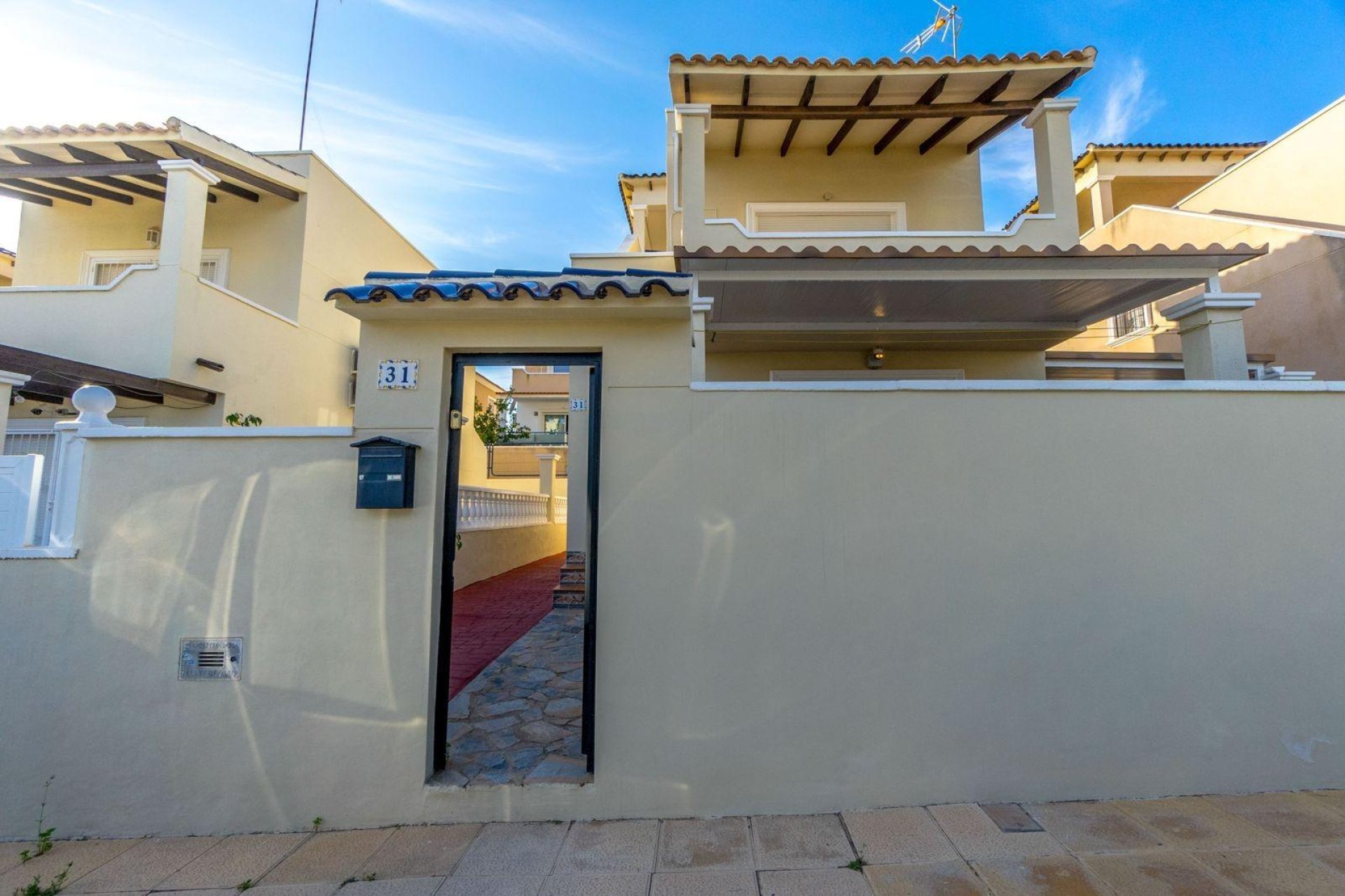 Herverkoop - Town House -
San Miguel de Salinas - El Galán