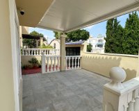 Herverkoop - Town House -
San Miguel de Salinas - El Galán