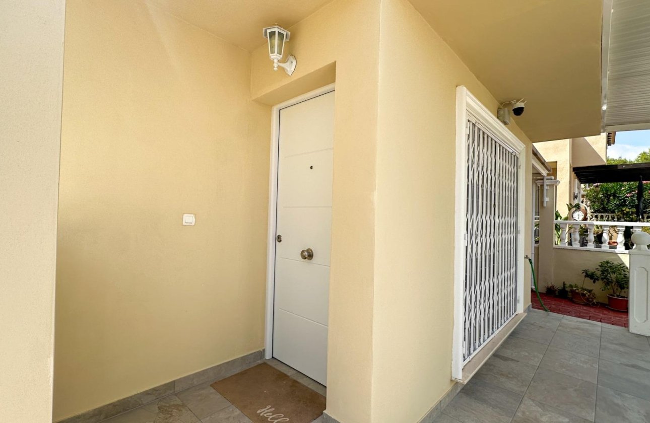 Herverkoop - Town House -
San Miguel de Salinas - El Galán