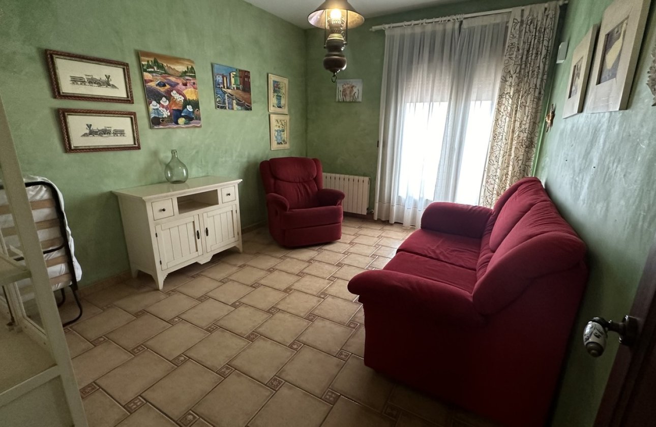 Herverkoop - Town House -
San Miguel de Salinas - Inland