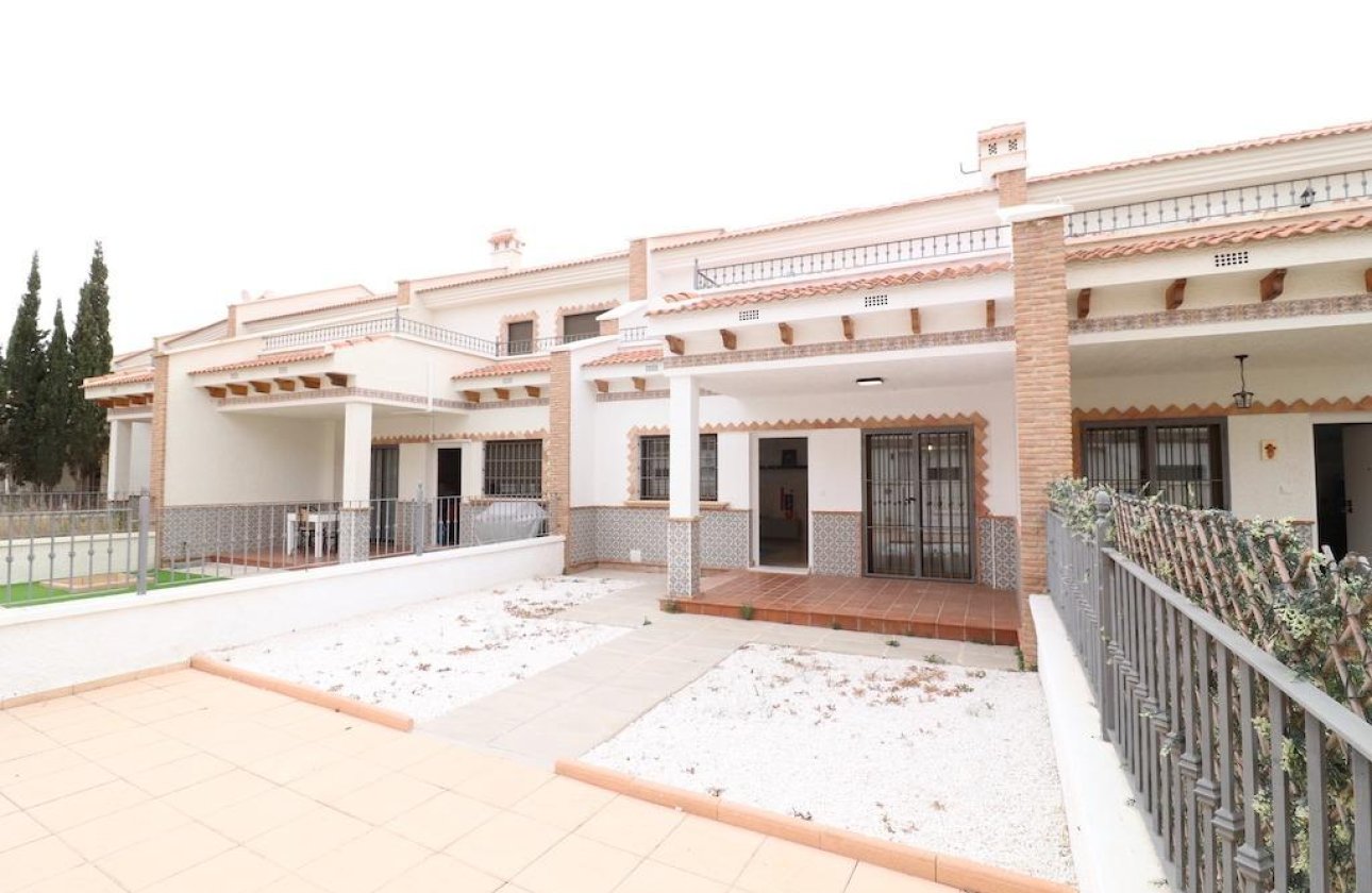Herverkoop - Town House -
San Miguel de Salinas - Inland