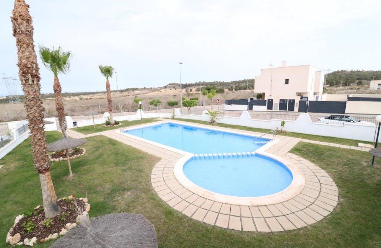 Herverkoop - Town House -
San Miguel de Salinas - Inland