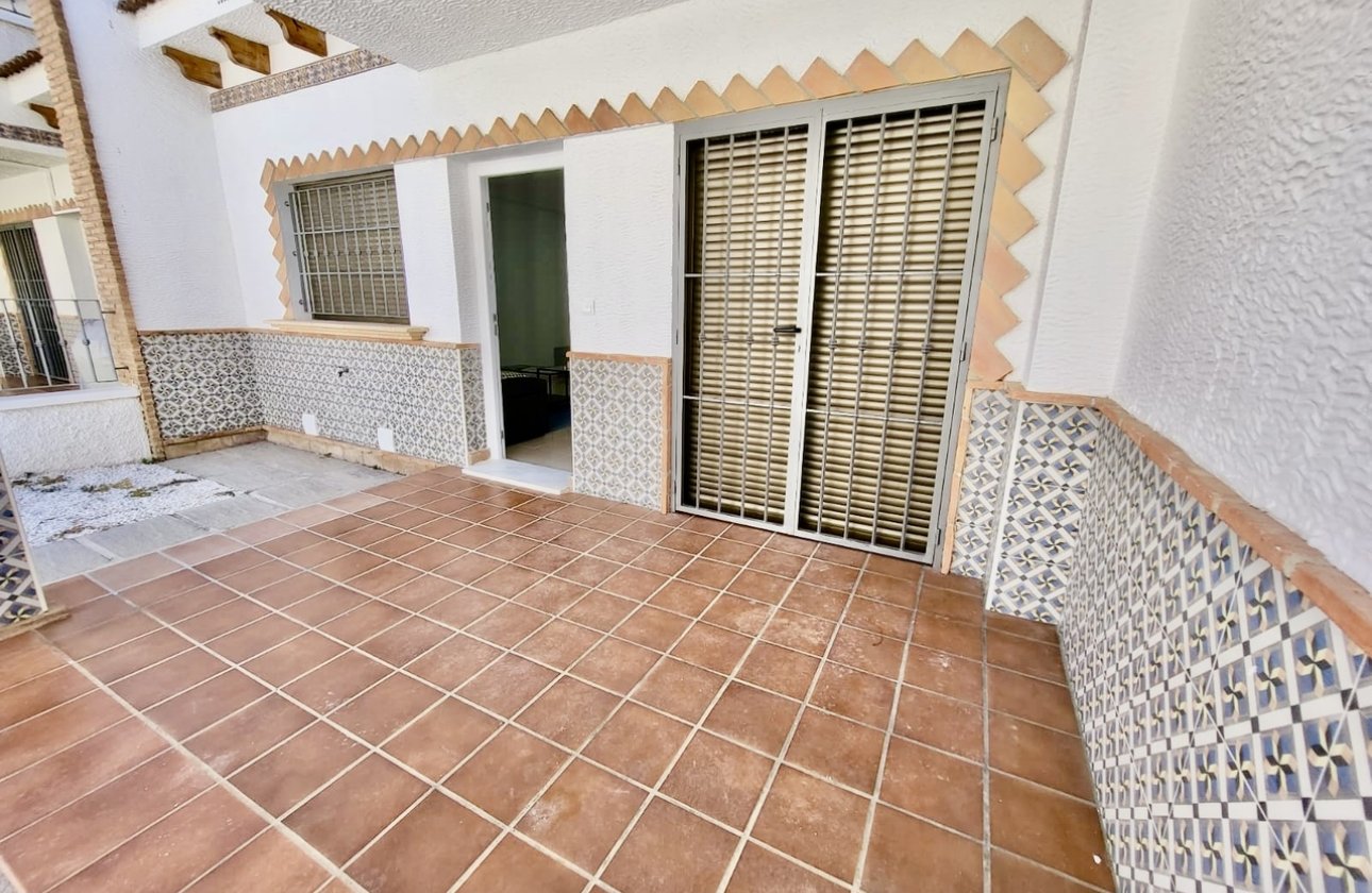 Herverkoop - Town House -
San Miguel de Salinas - Inland