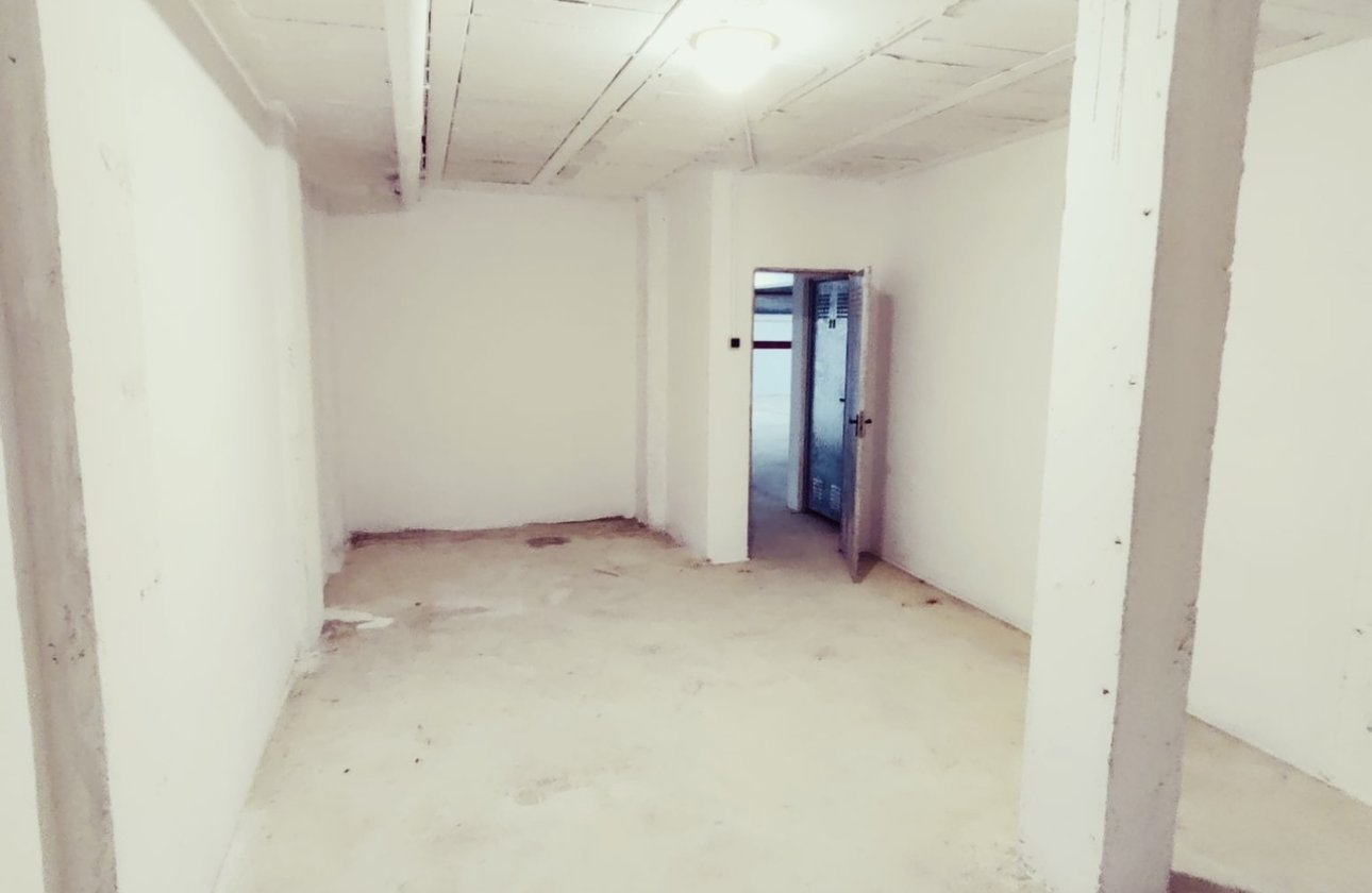 Herverkoop - Town House -
San Miguel de Salinas - Inland