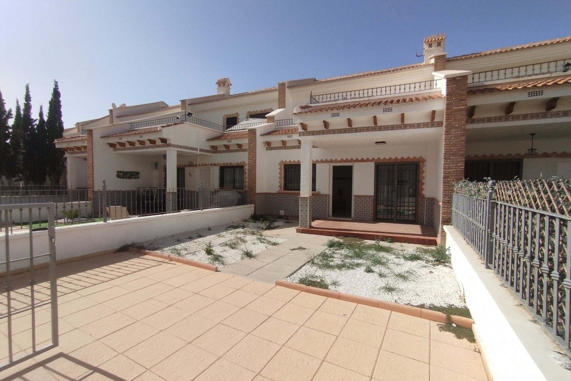 Herverkoop - Town House -
San Miguel de Salinas - Inland