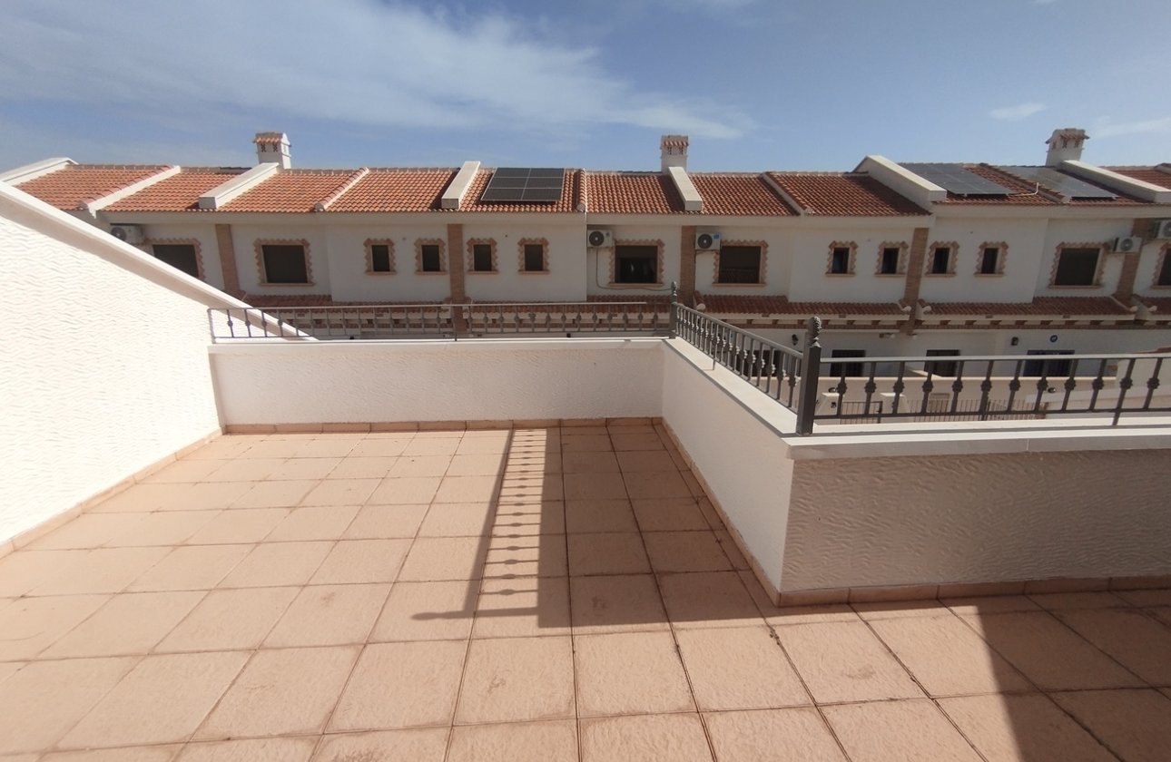 Herverkoop - Town House -
San Miguel de Salinas - Inland