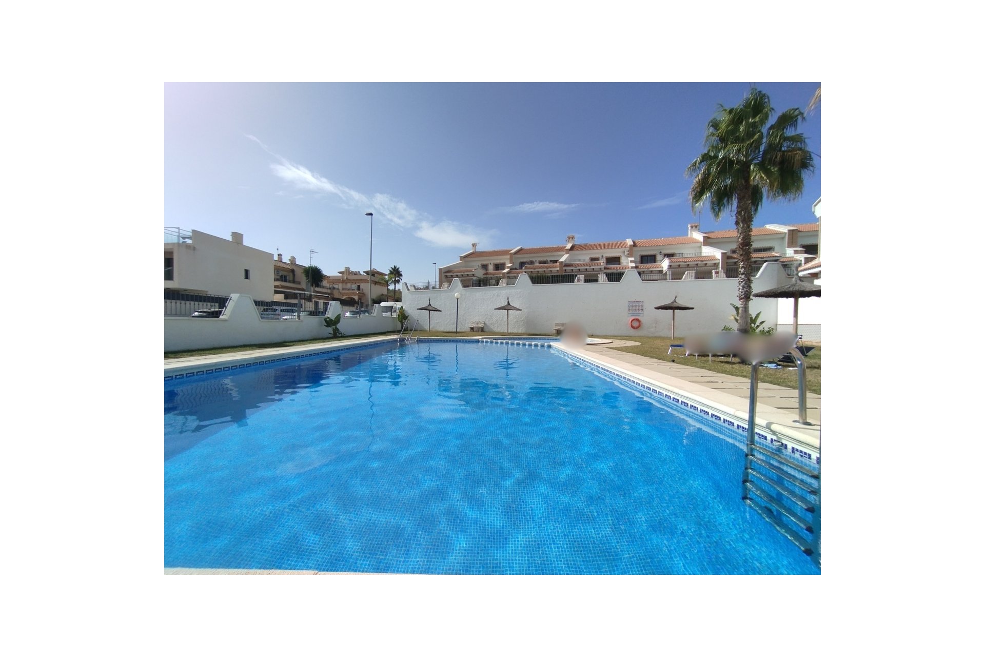 Herverkoop - Town House -
San Miguel de Salinas - Inland