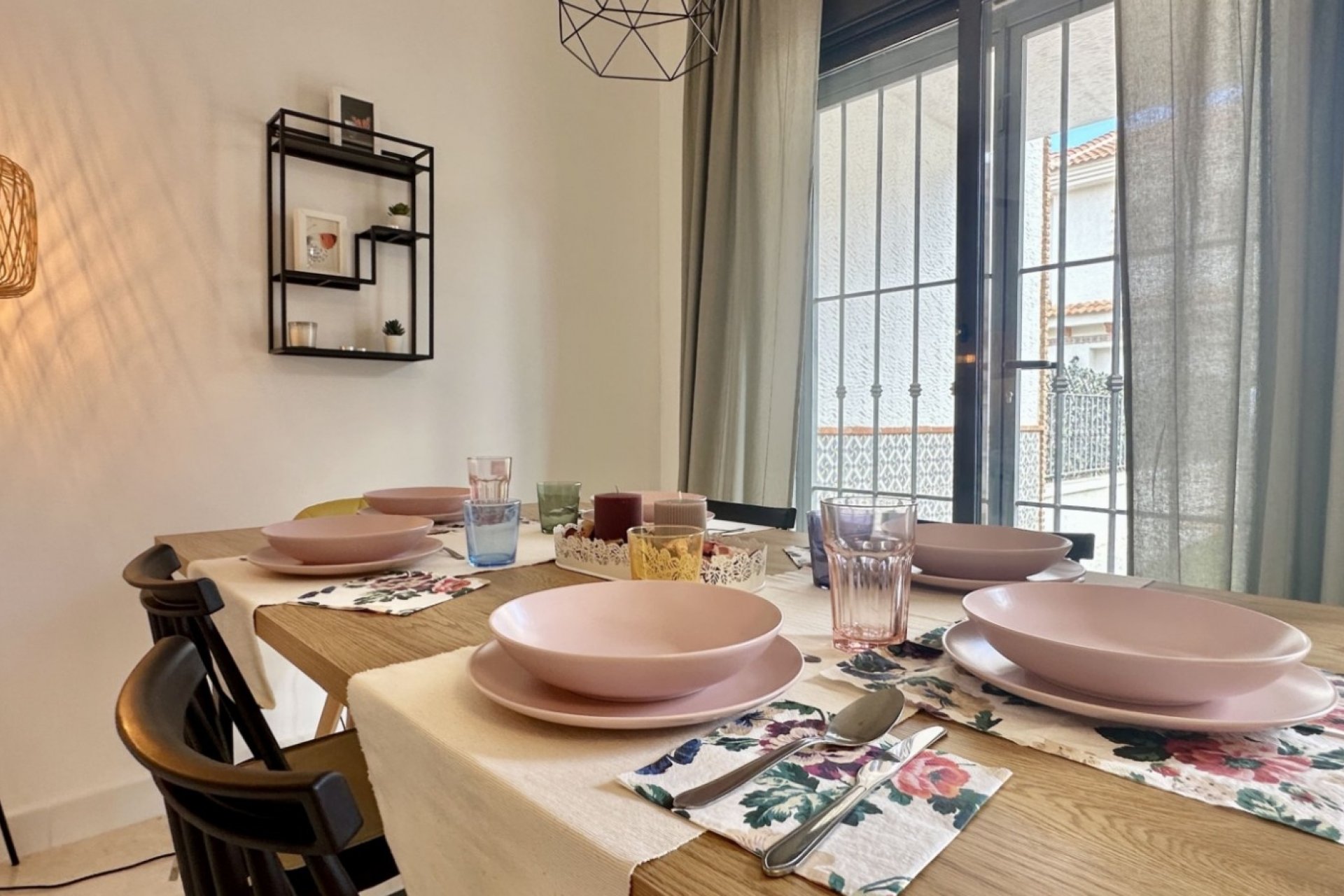 Herverkoop - Town House -
San Miguel de Salinas - Inland