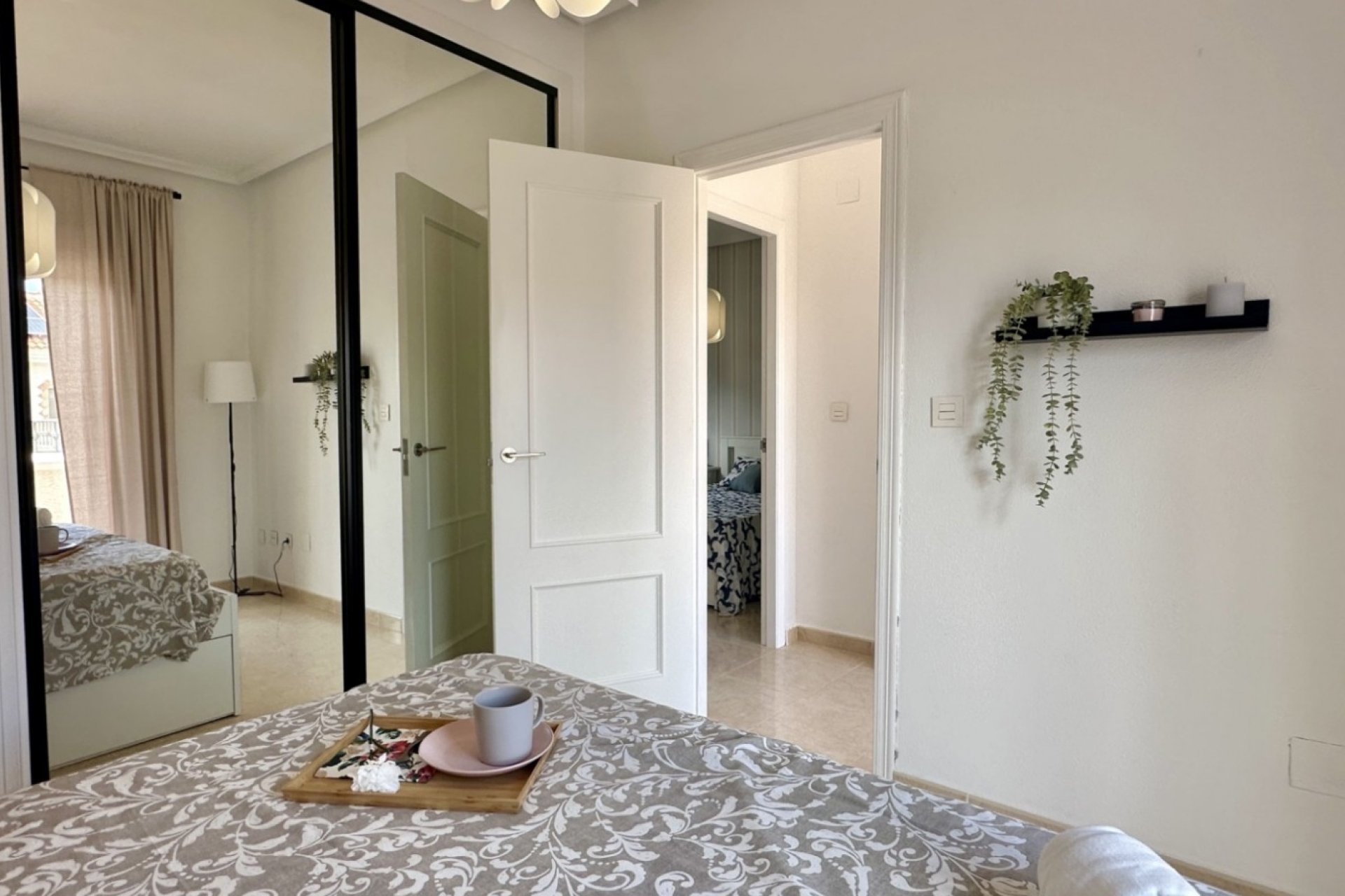 Herverkoop - Town House -
San Miguel de Salinas - Inland